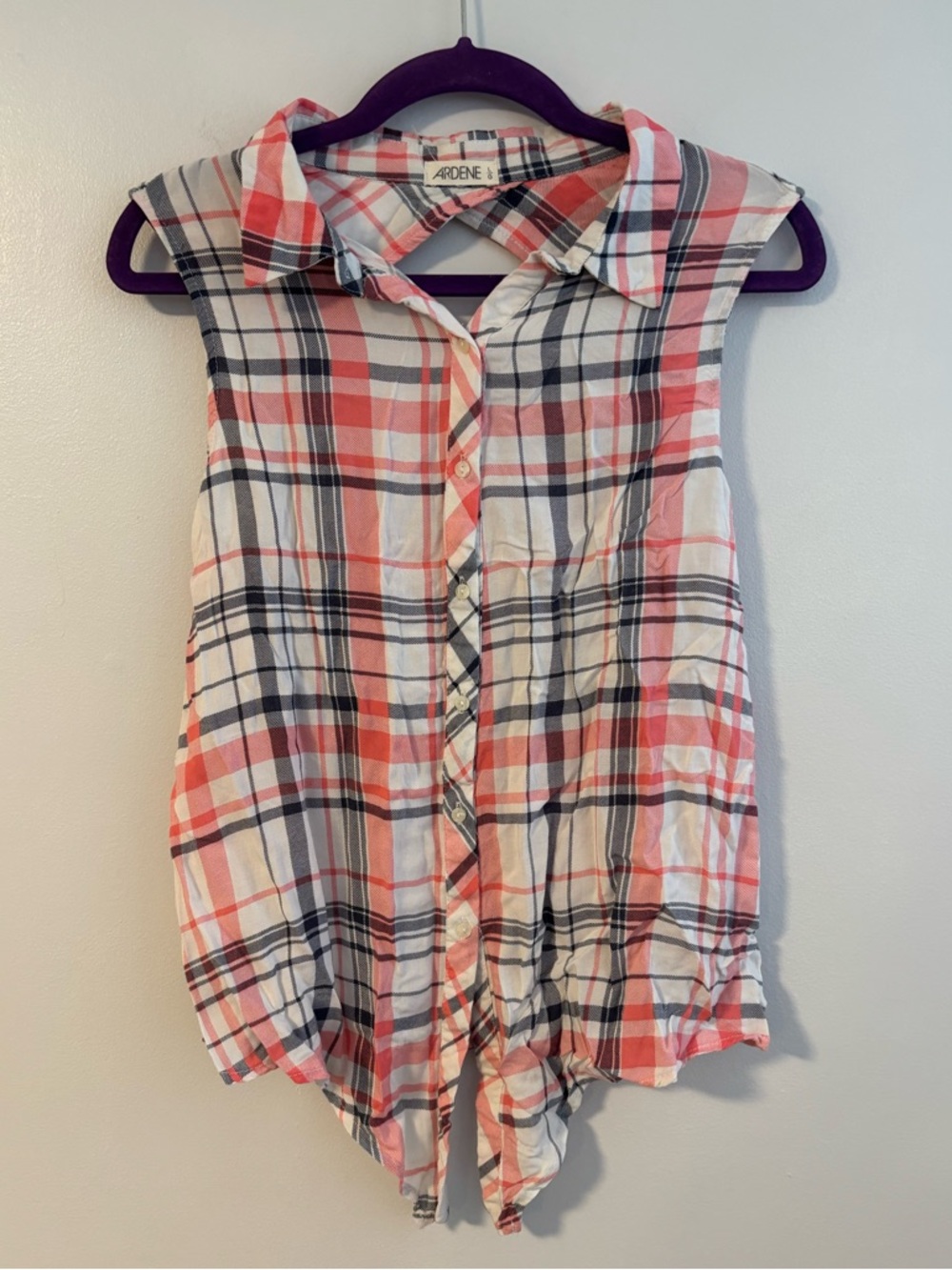 Pink White Black Plaid sleeveless shirt front can be tied into bow Ardene Large
